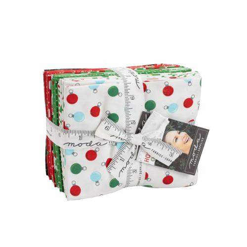 Fat Quarter Bundle, Holiday Essentials Christmas by Stacy lest Hsu, Moda